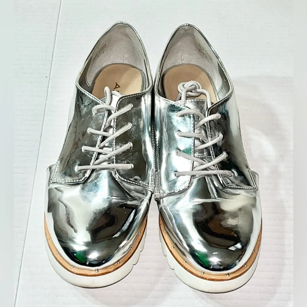 Aldo Rerranna Metallic Cutout Platform Oxford Shoes Silver Size 6.5 Renaissance‎